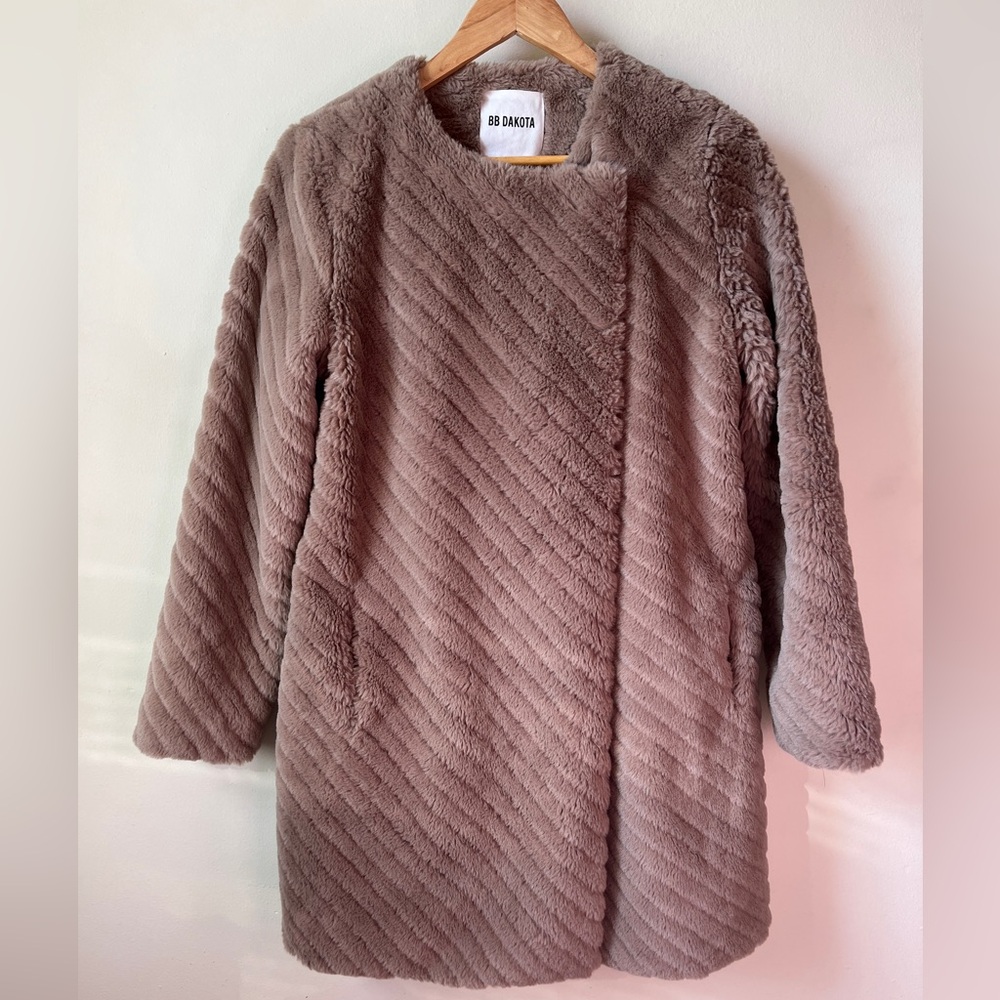 BB Dakota Women's Plush Brown Faux Fur Jacket